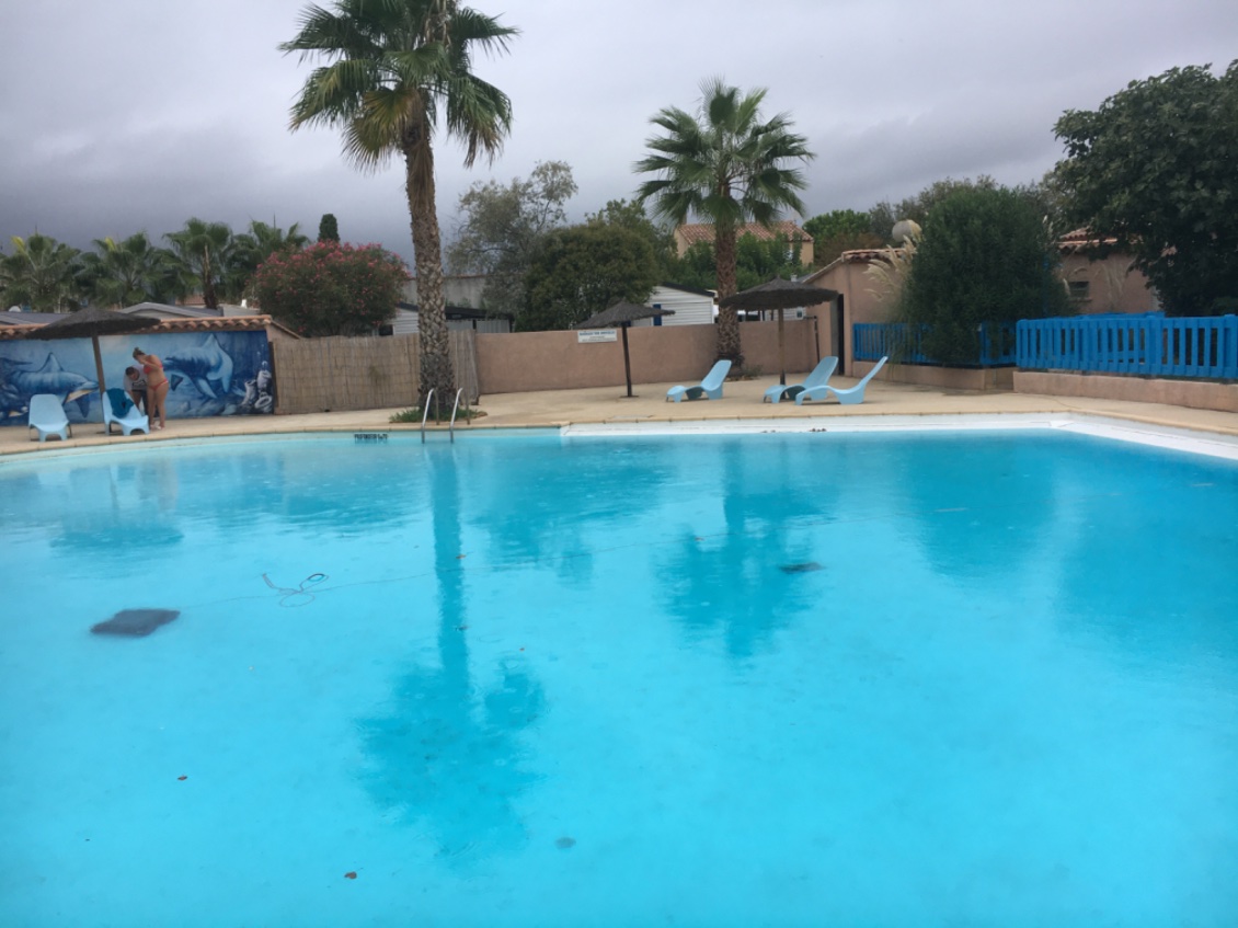 Piscine…sous la pluie à Vic la Gardiole