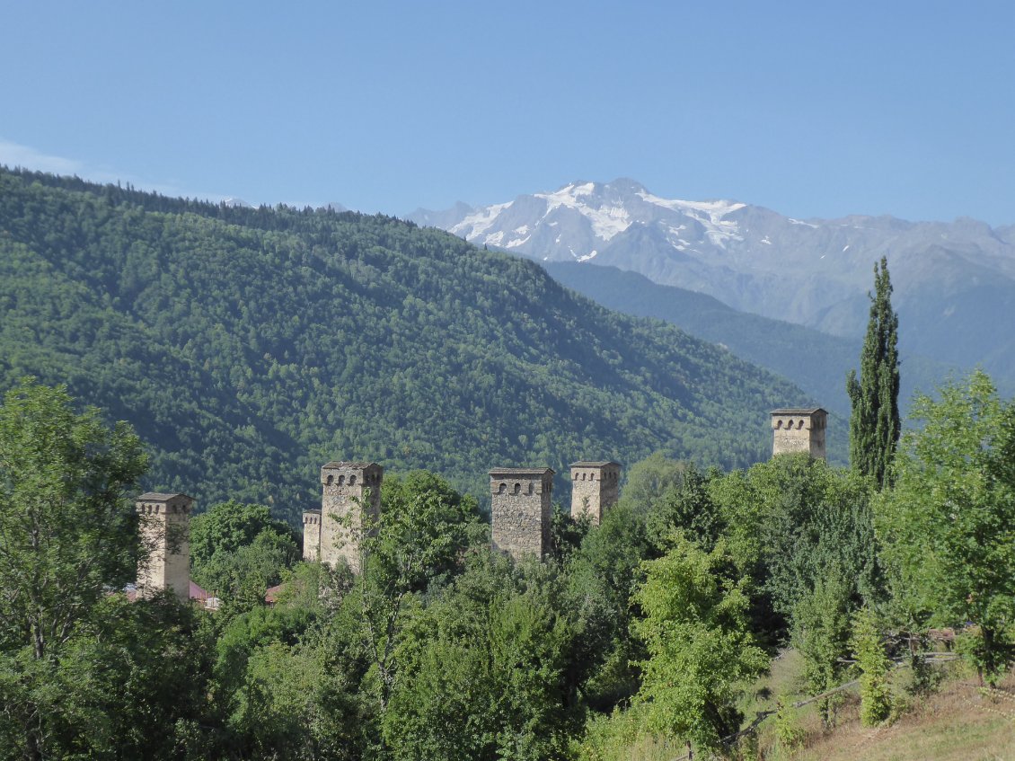 Les tours de défense, le symbole de la vallée de la Svanétie