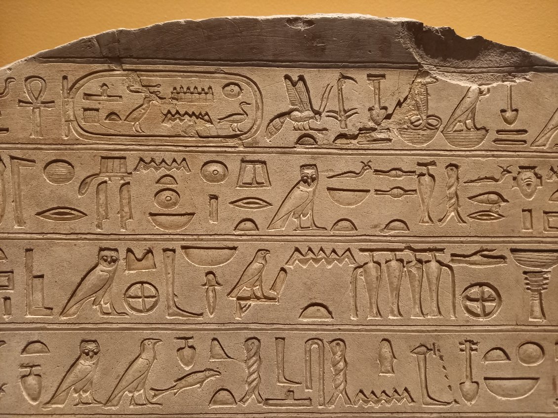 Au Louvre-Lens, une superbe expo temporaire sur Champollion et l'Egypte