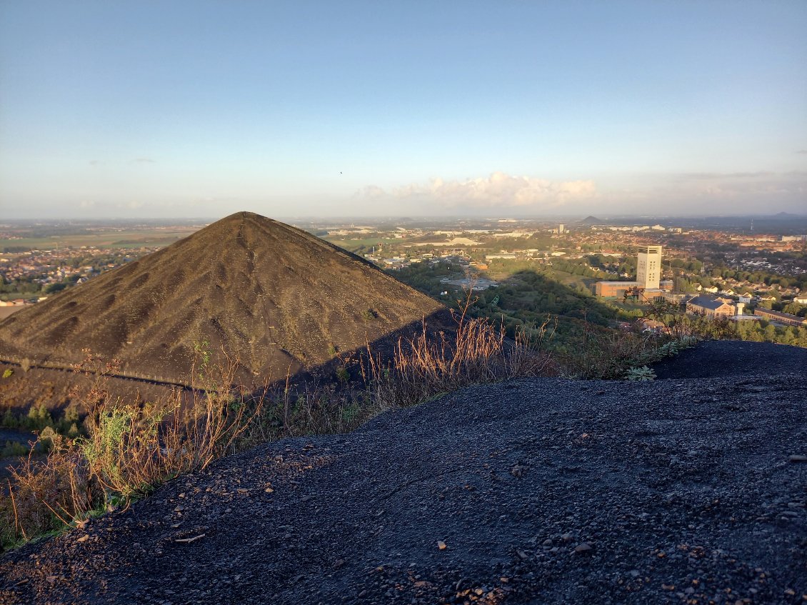 Des montagnes de restes miniers