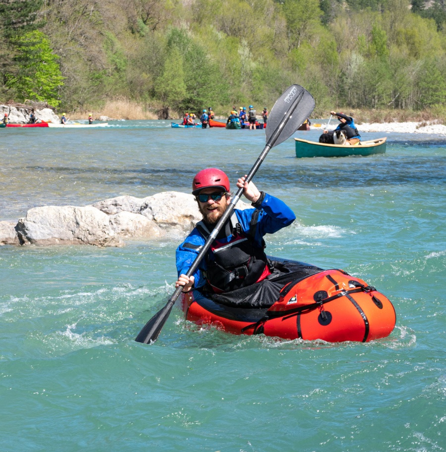 Sur la Drôme (classe II) lors de l'Open Canoë Festival.
Photo : Paul Villecourt / outdoor-reporter.com