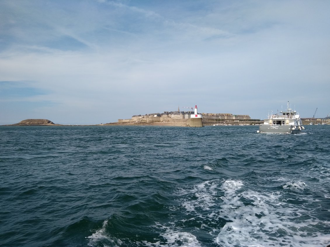 Traversèe de la rade de St Malo