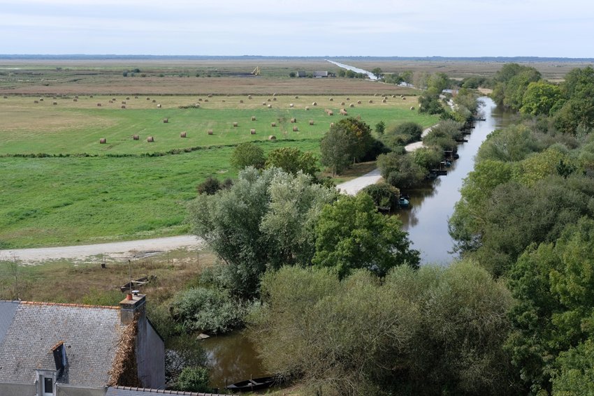 Grimpette en haut du belvédère pour le coup d’œil.