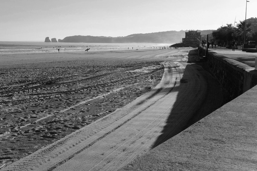 Le soir et le matin, le matin et le soir, ça doit surfer 24h/24 !