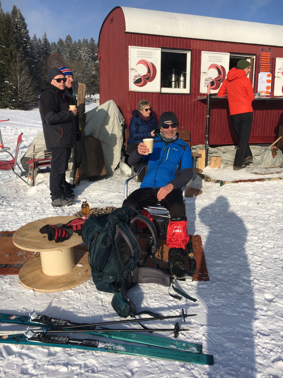 «  Café spécial Caravane » ! Y’a du laisser-aller.😂