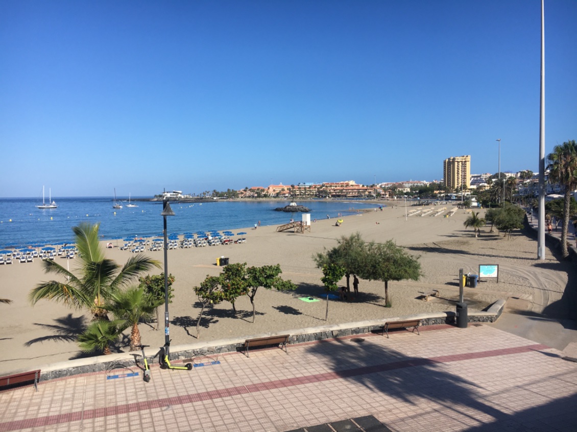 Arrivée sur l’une des nombreuses plages de Los Christianos ⛱