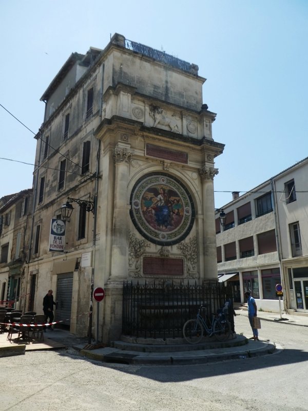 Le mur à la fontaine