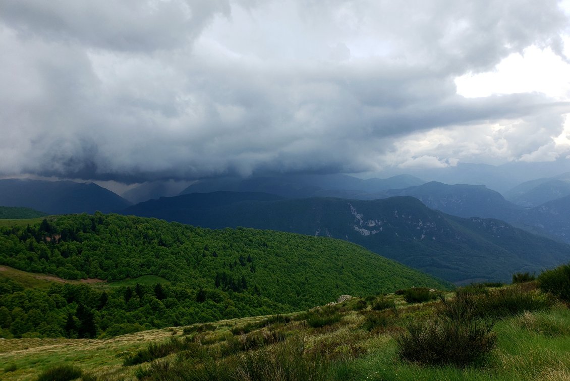 Souvent la même question en suspens : l'orage viendra-t-il sur moi ou pas ?