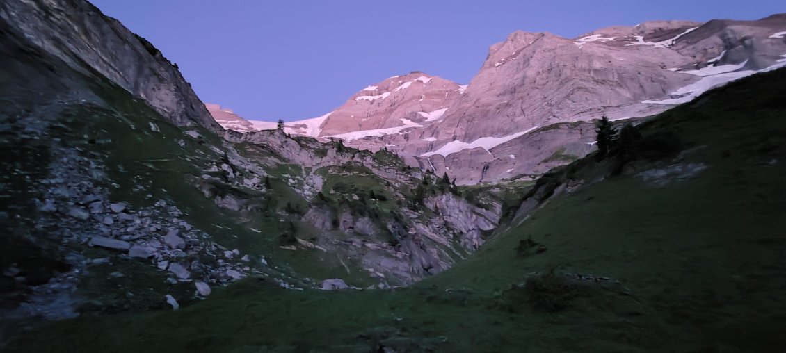 J61 - Bivouac au dessus du pas d'Encel, ambiance haute montagne garantie !