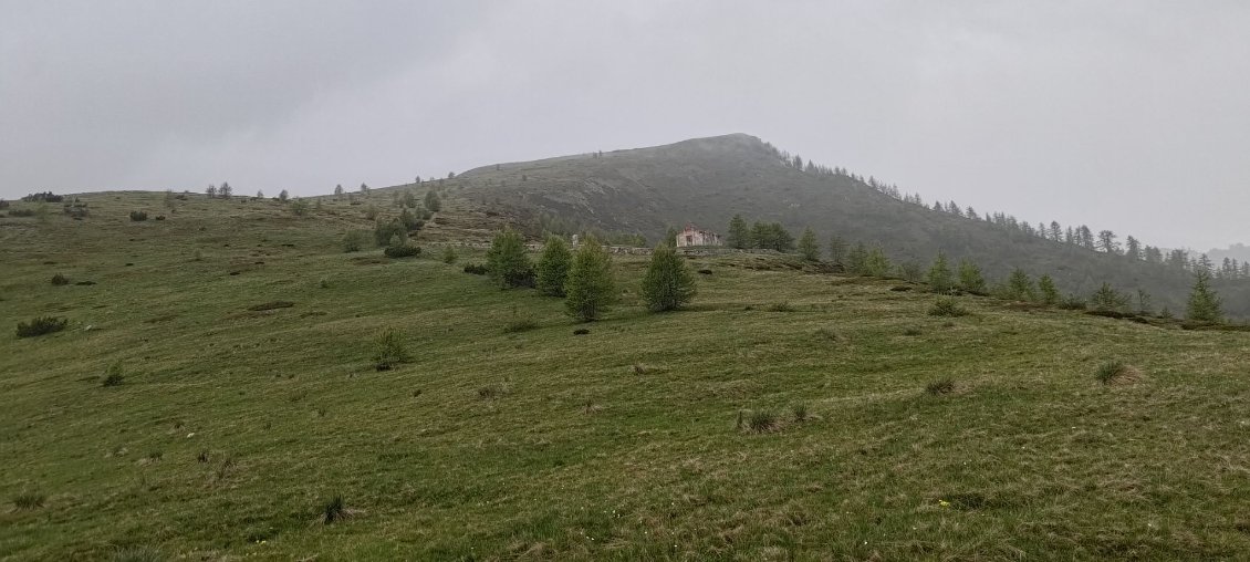 J27 - Ricovero di Monte Vaccia, avant de basculer dans la descente technique sur Sambuco sous une pluie intense...