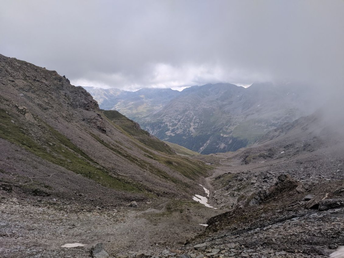 J68 - Descente du col de la Forcletta, sentier technique.