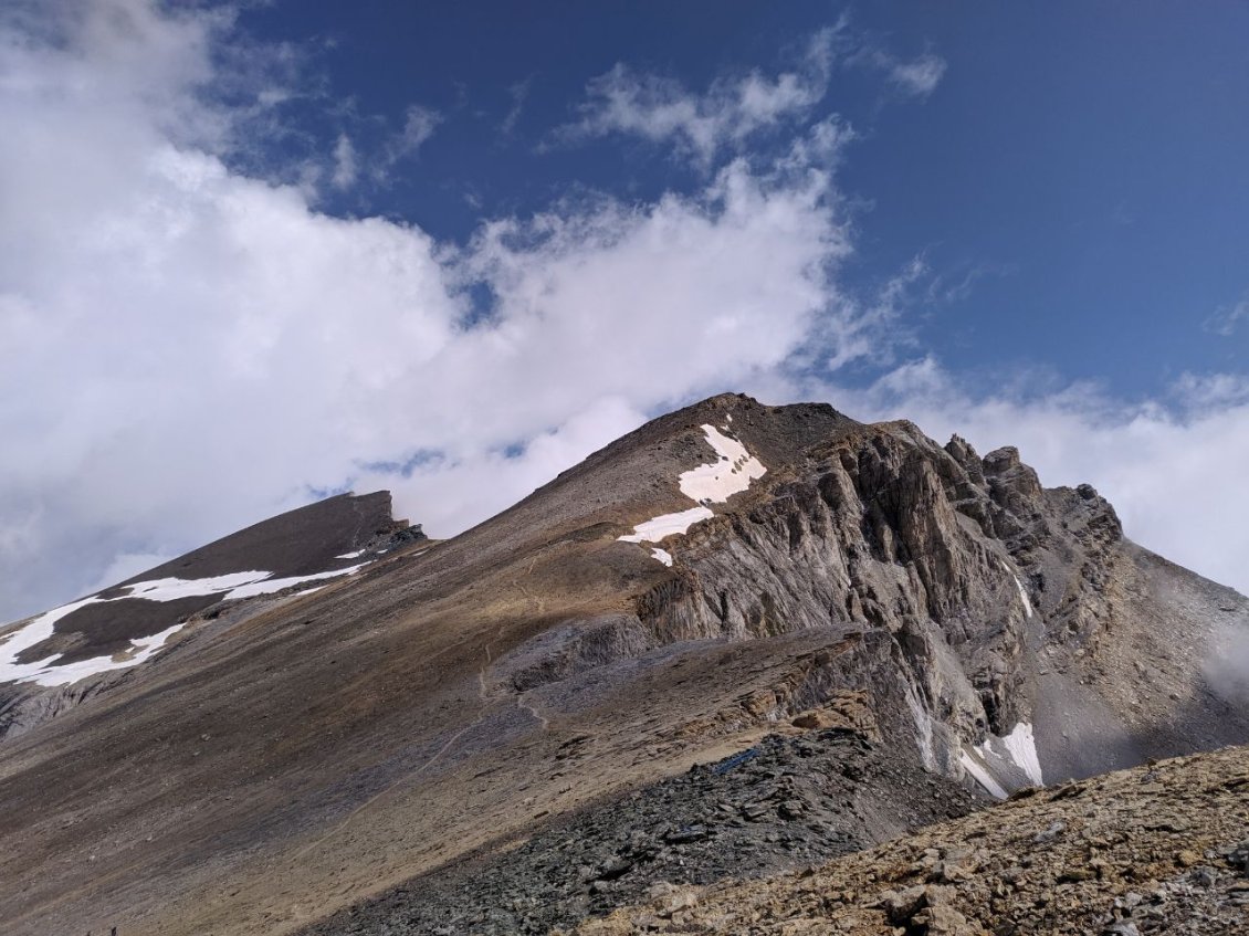 J69 - Vu sur le Barrhorn (3610m) depuis le Schöllihorn (3500m).