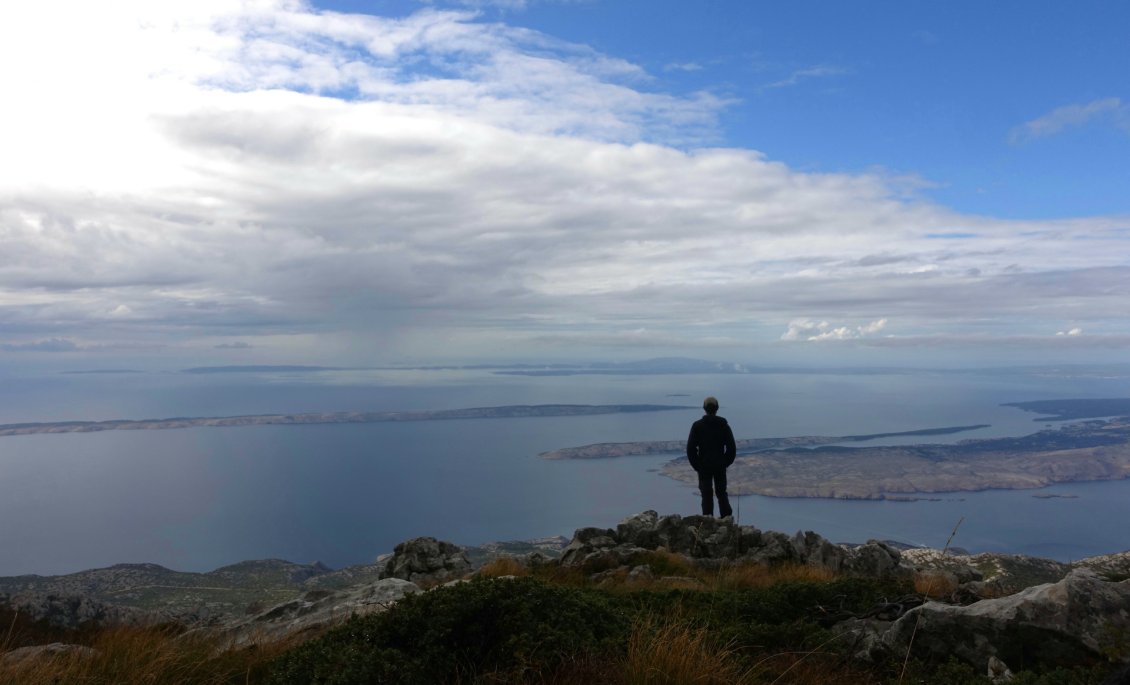 Face aux îles de Rab et Pag, et tant d'autres.