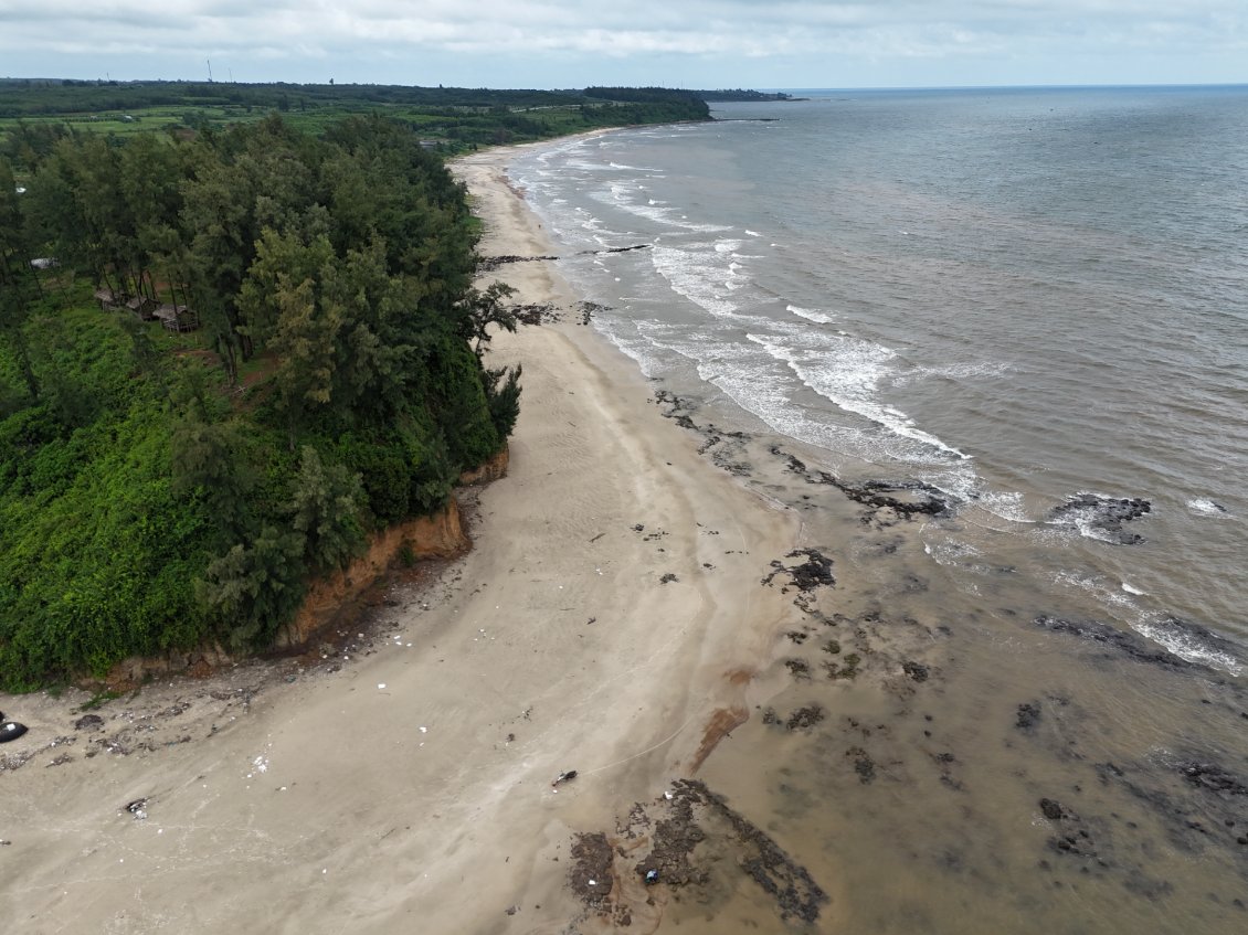 J25. Aujourd'hui je longe la côte de très près.