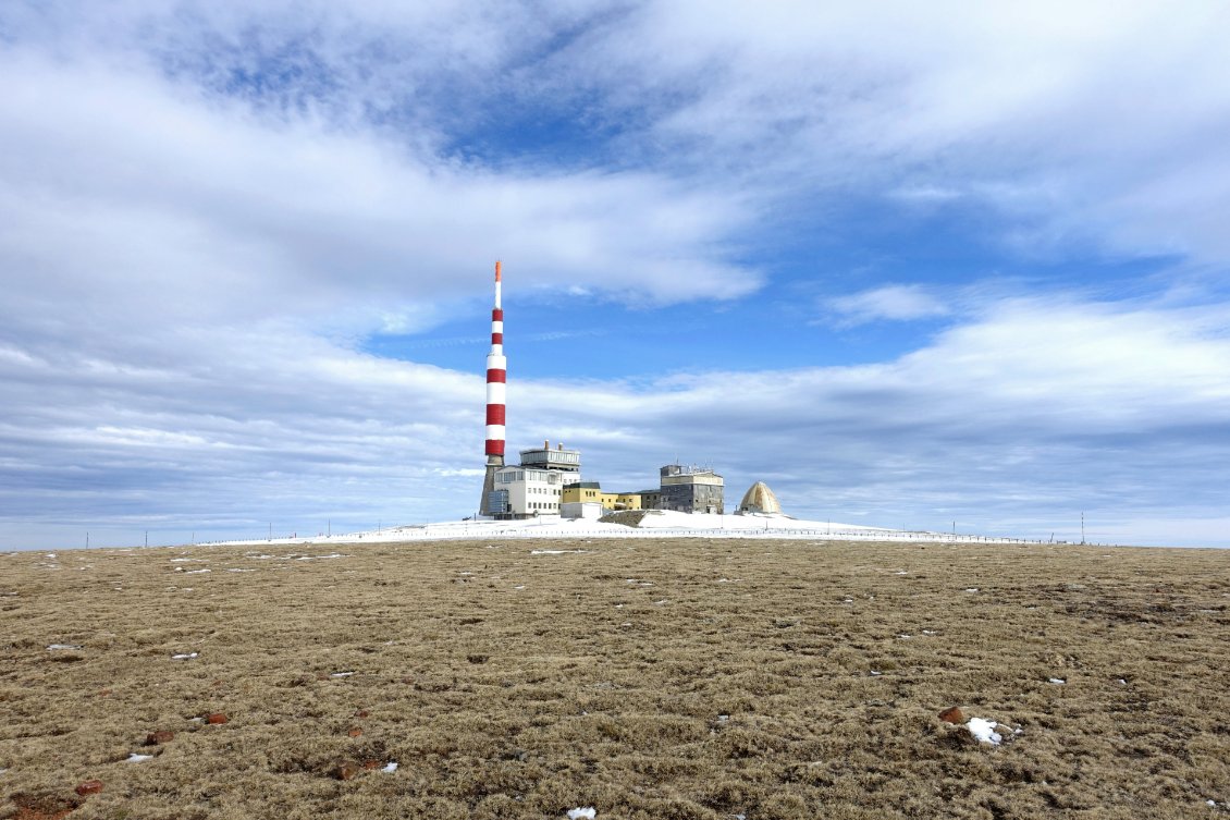 Le pic Botev (2376m), le plus haut sommet du balkan central et le deuxième de la Bulgarie.