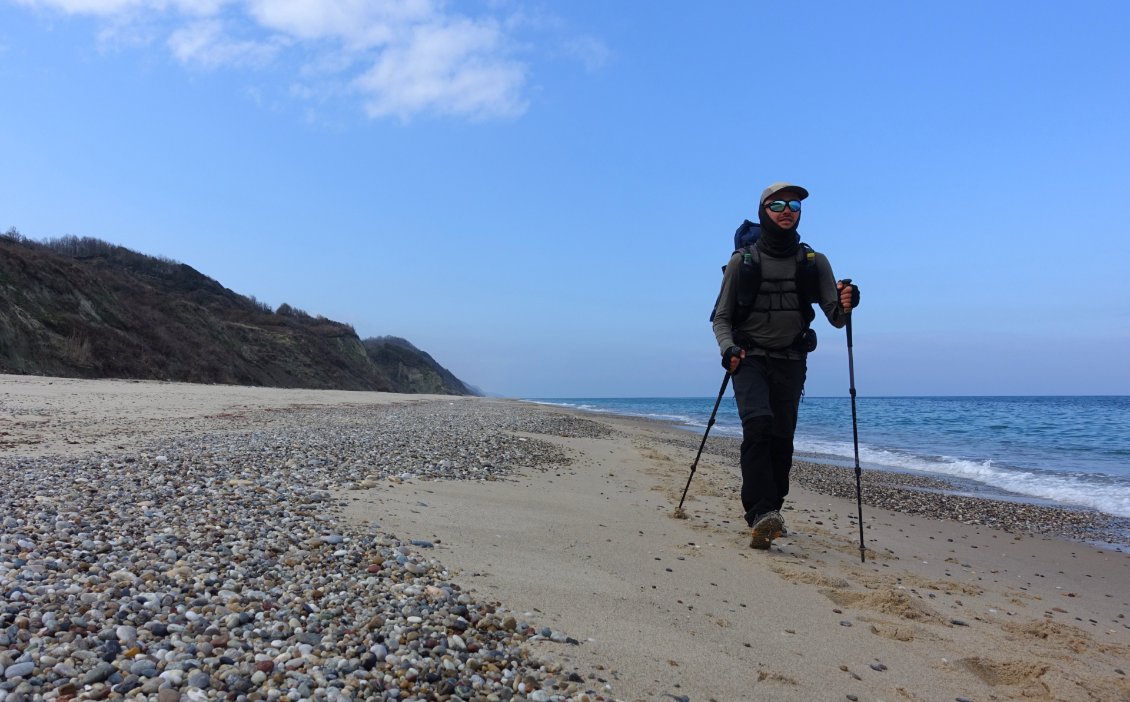 Une autre atmosphère où marcher : la plage, au plus près de l'eau, là où le sable est plus dur.