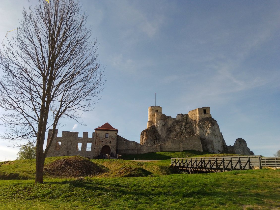 Le château de Rabsztyn.