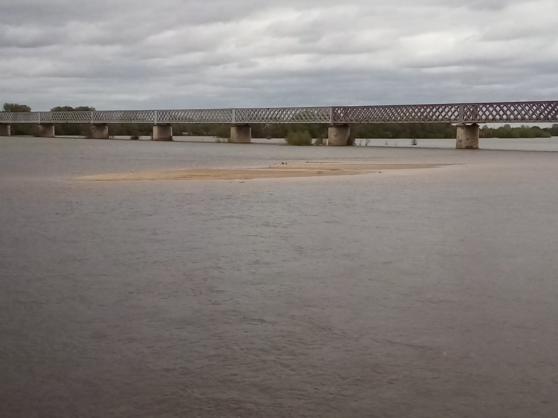 Banc de sable en quittant Saumur.