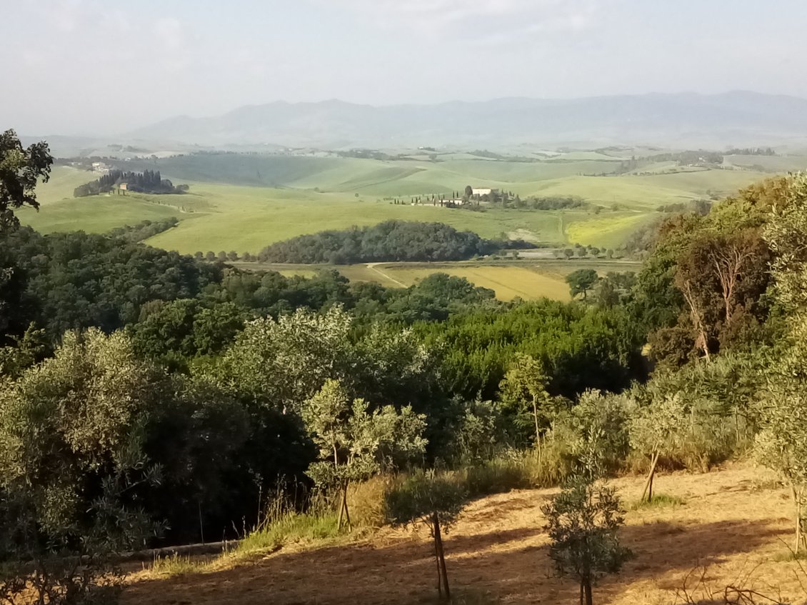 Les vallons toscans depuis l'endroit.