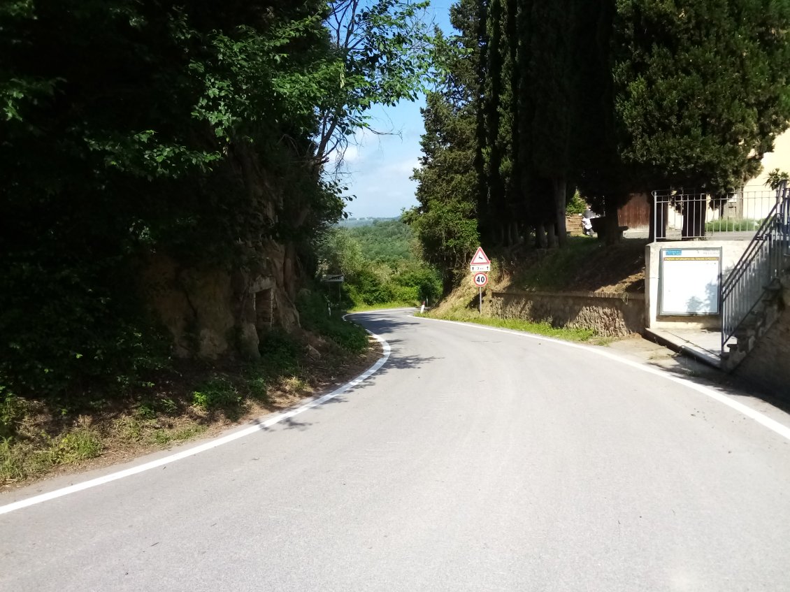 Tiens c'est marrant ça, la grosse montée d'hier s'est transformée en grosse descente !