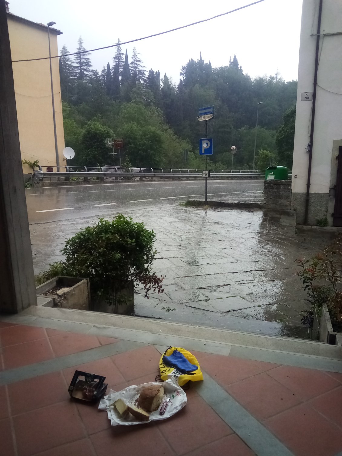 C'est bien de s'arrêter dans un village, on trouve toujours un abri.