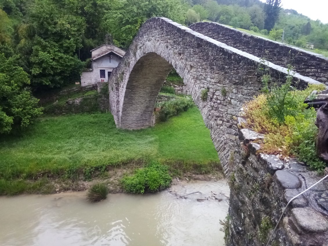 Le joli petit pont.