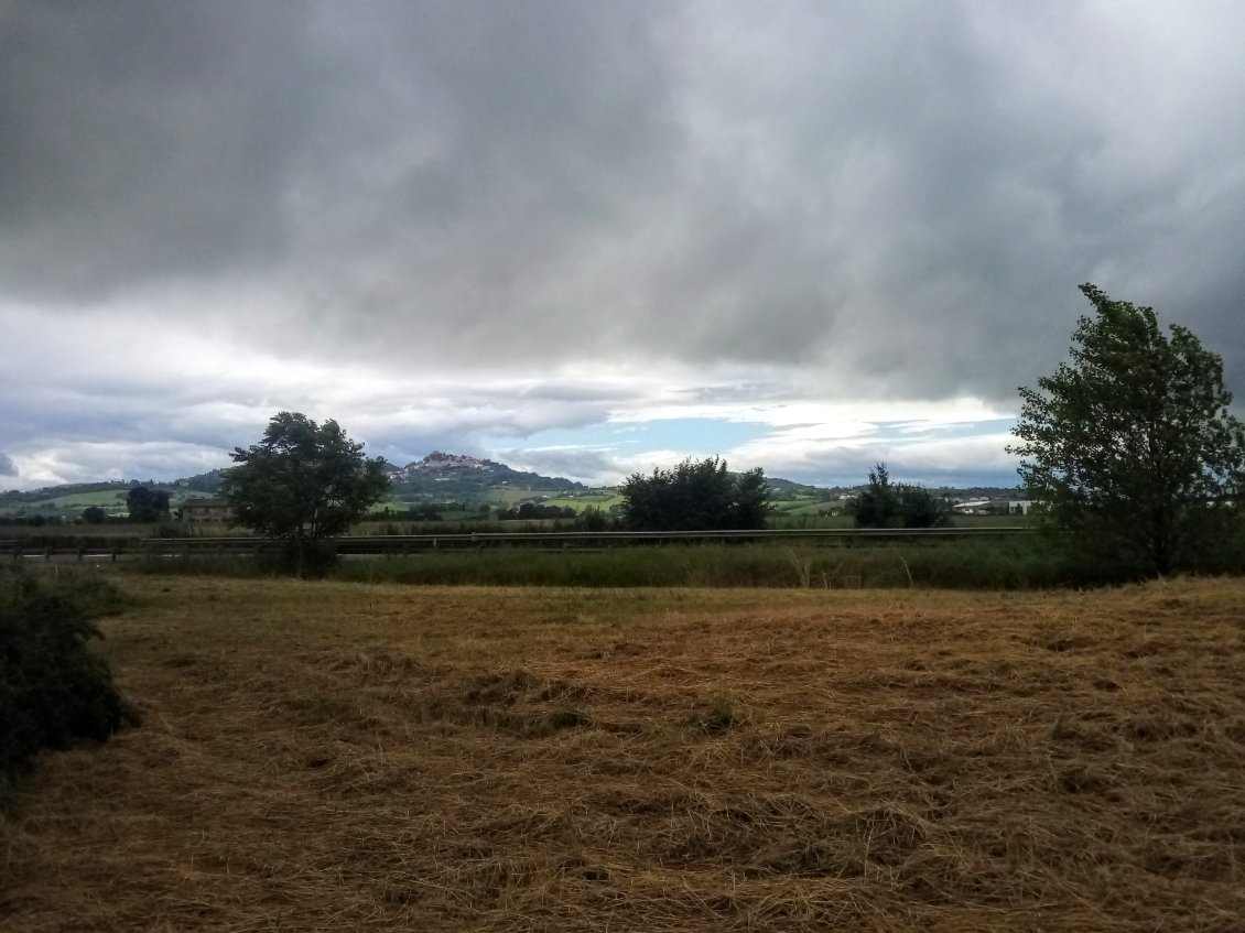 La pluie s'arrête aussi sur les hauteurs.