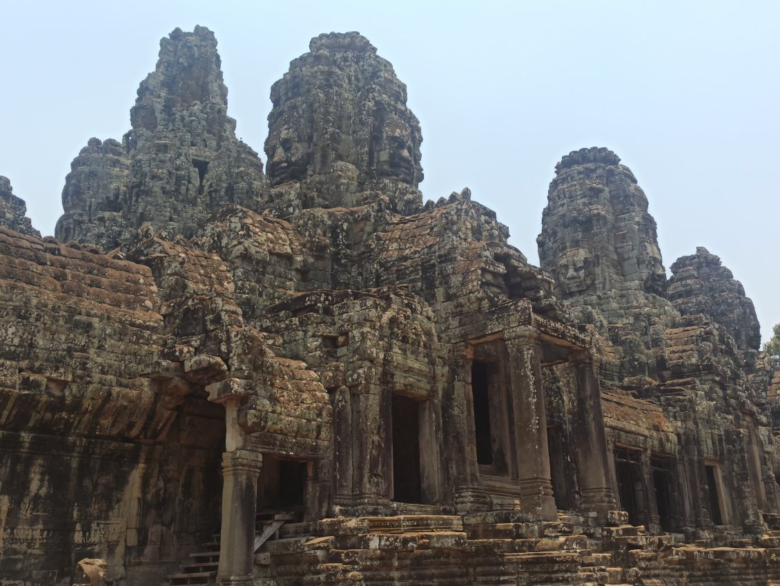 Les visages du temple de Bayon sont probablement ceux du roi Jayavarman VII.