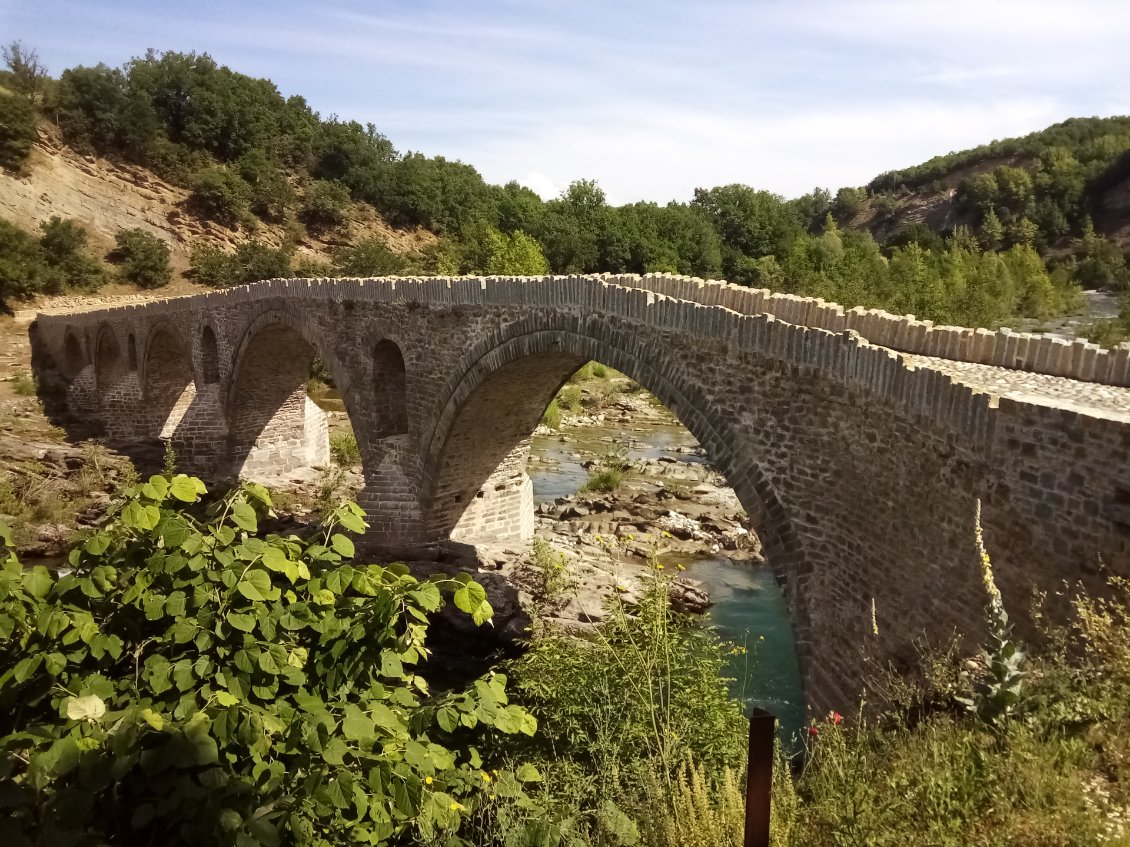 Ben oui, obligé de s'arrêter quand on passe devant ça.