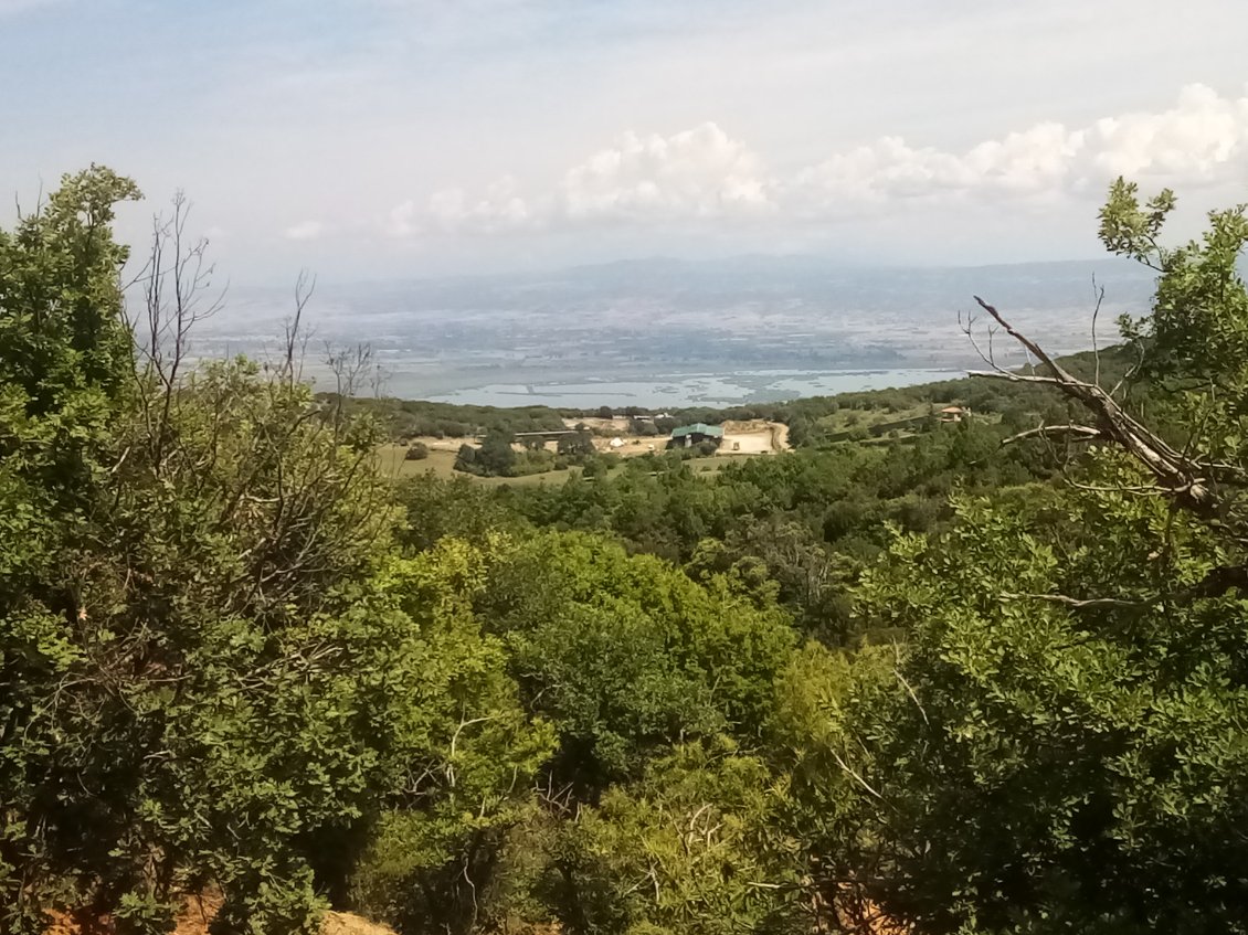 L'avantage c'est que ça permet d'admirer le lac que je devais longer.