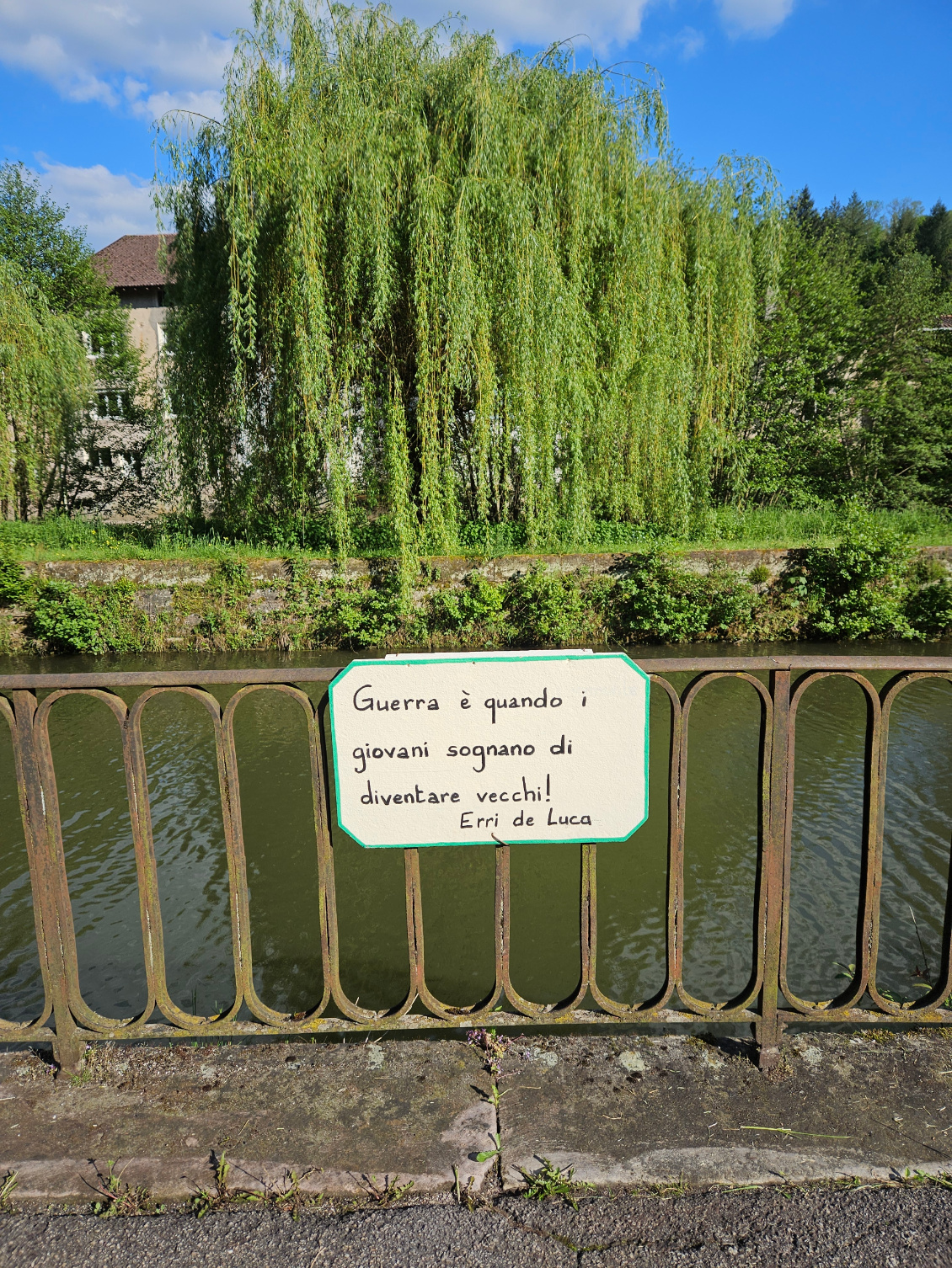 Fontenoy-le-Château, un château, de la poésie...