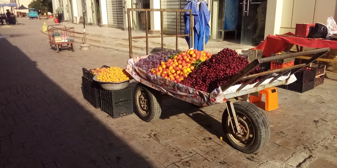 Toujours ces beaux étals de fruits.