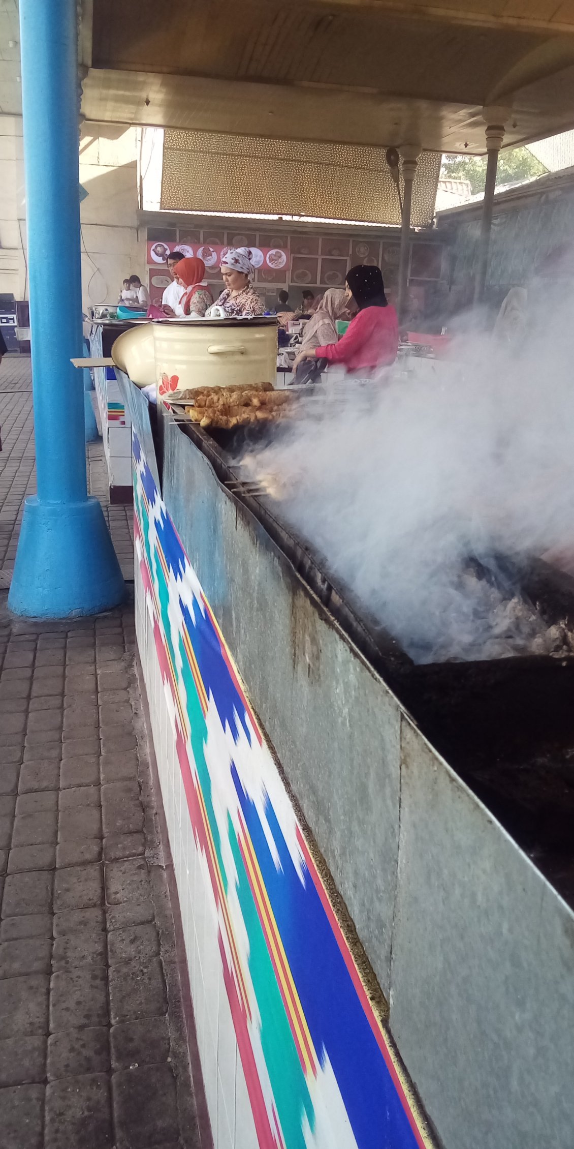 Le coin des restaurants. Grillades à gogo.