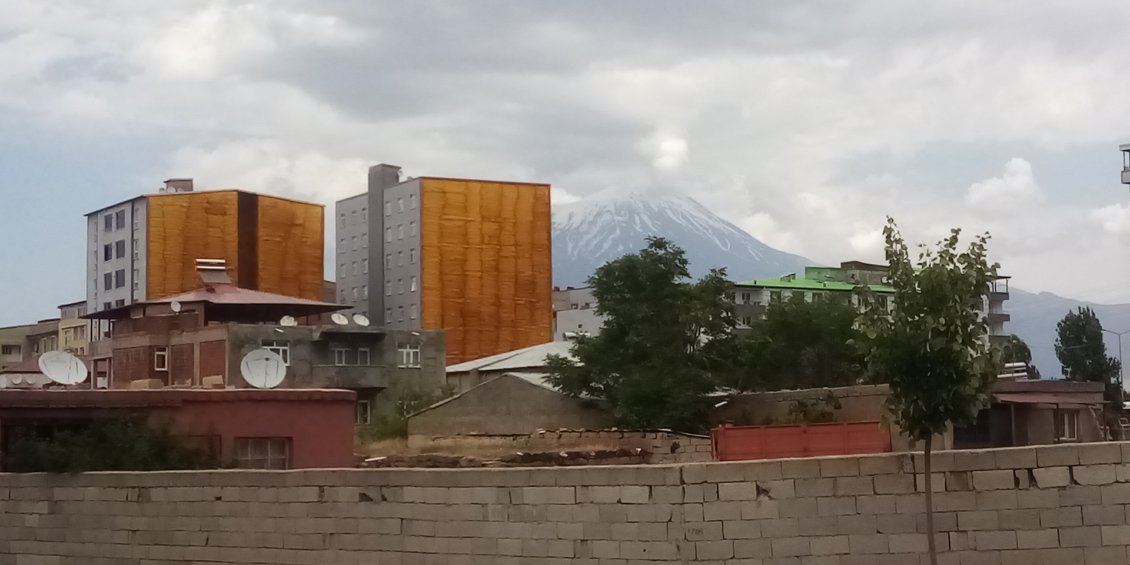 Les travaux d'isolation du Mont Ararat.