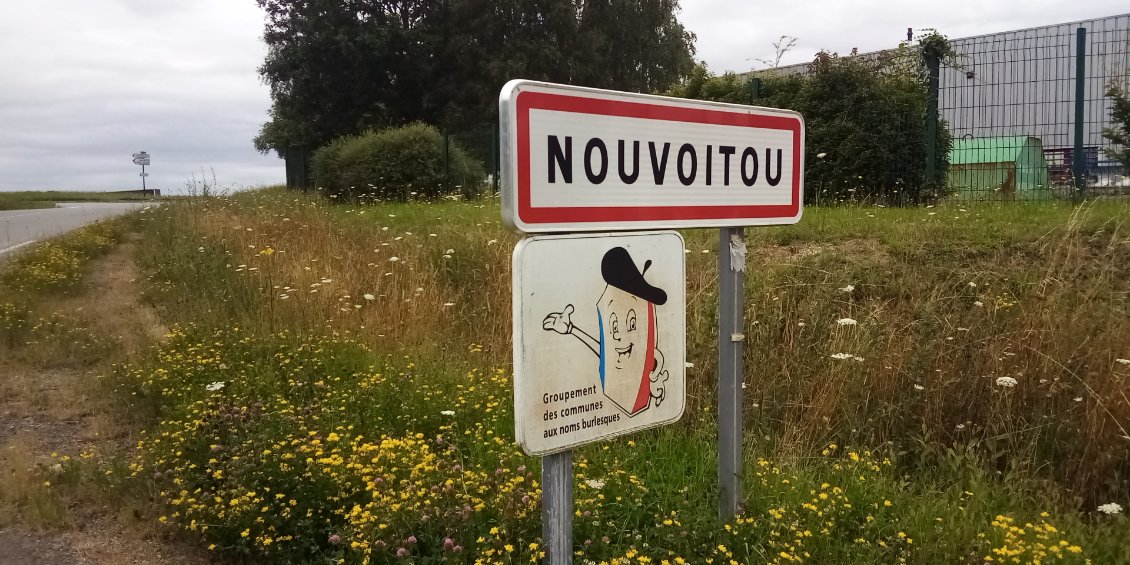 Une municipalité qui semble bien joviale.