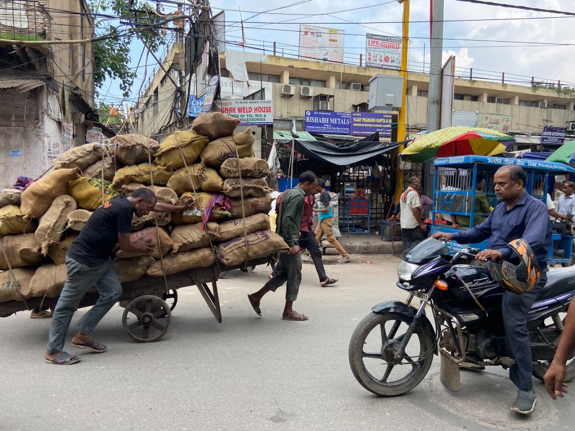 Embouteillages dans les rues de Delhi