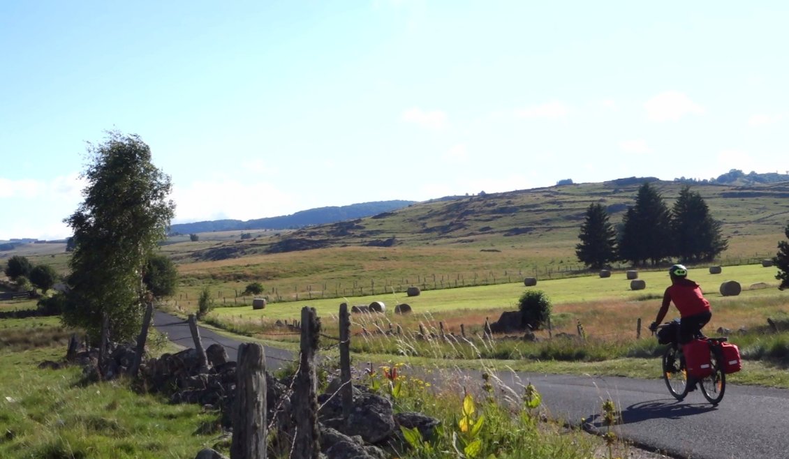 Je poursuis ma route en direction de l'Ariège et des Pyrénées, avant de remonter en Gironde pour marquer la fin de mon voyage.