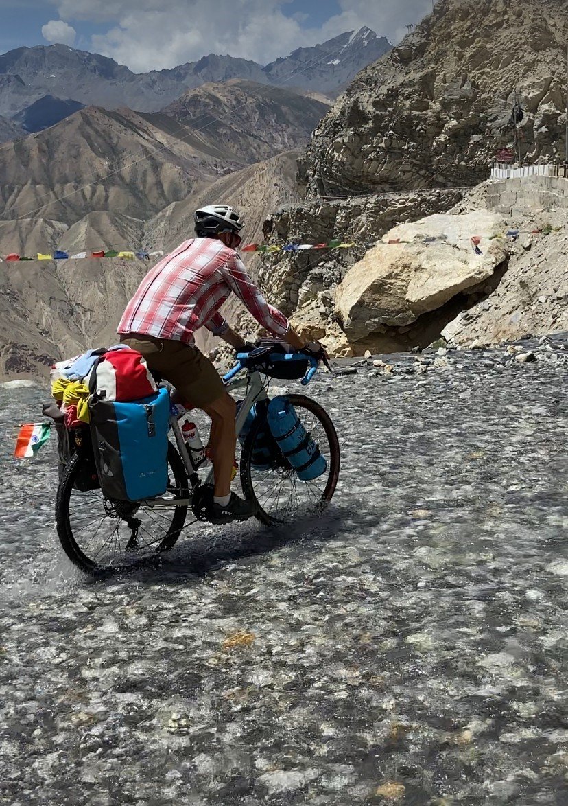 Le torrent de Nako, point haut de la journée, à une altitude de 3850m.