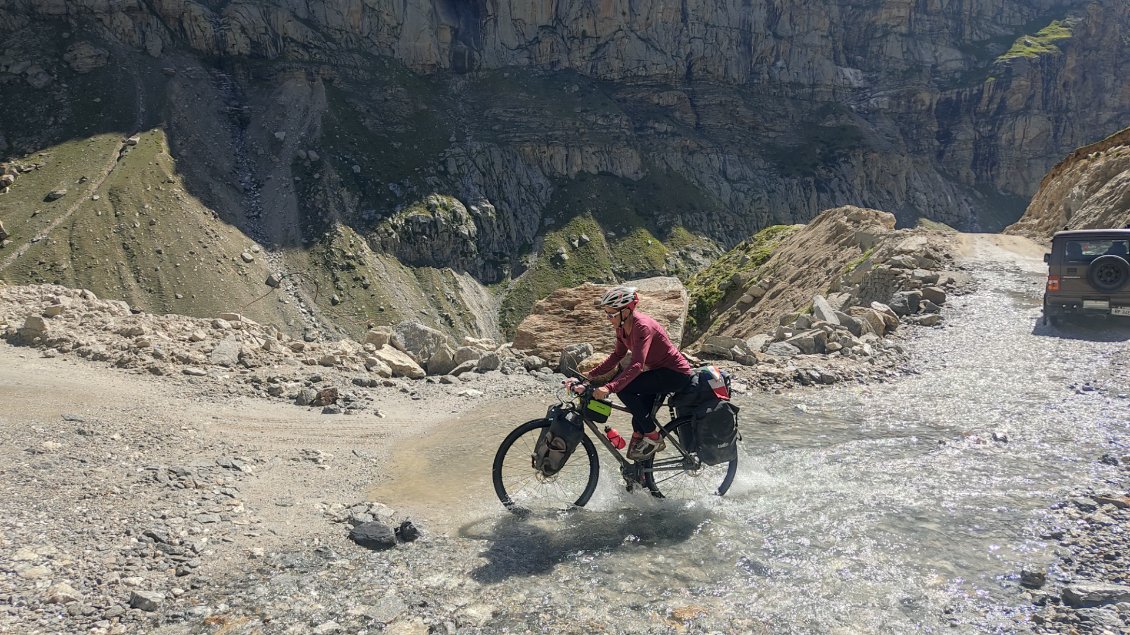 Les passages de gués peuvent être parfois aventureux.