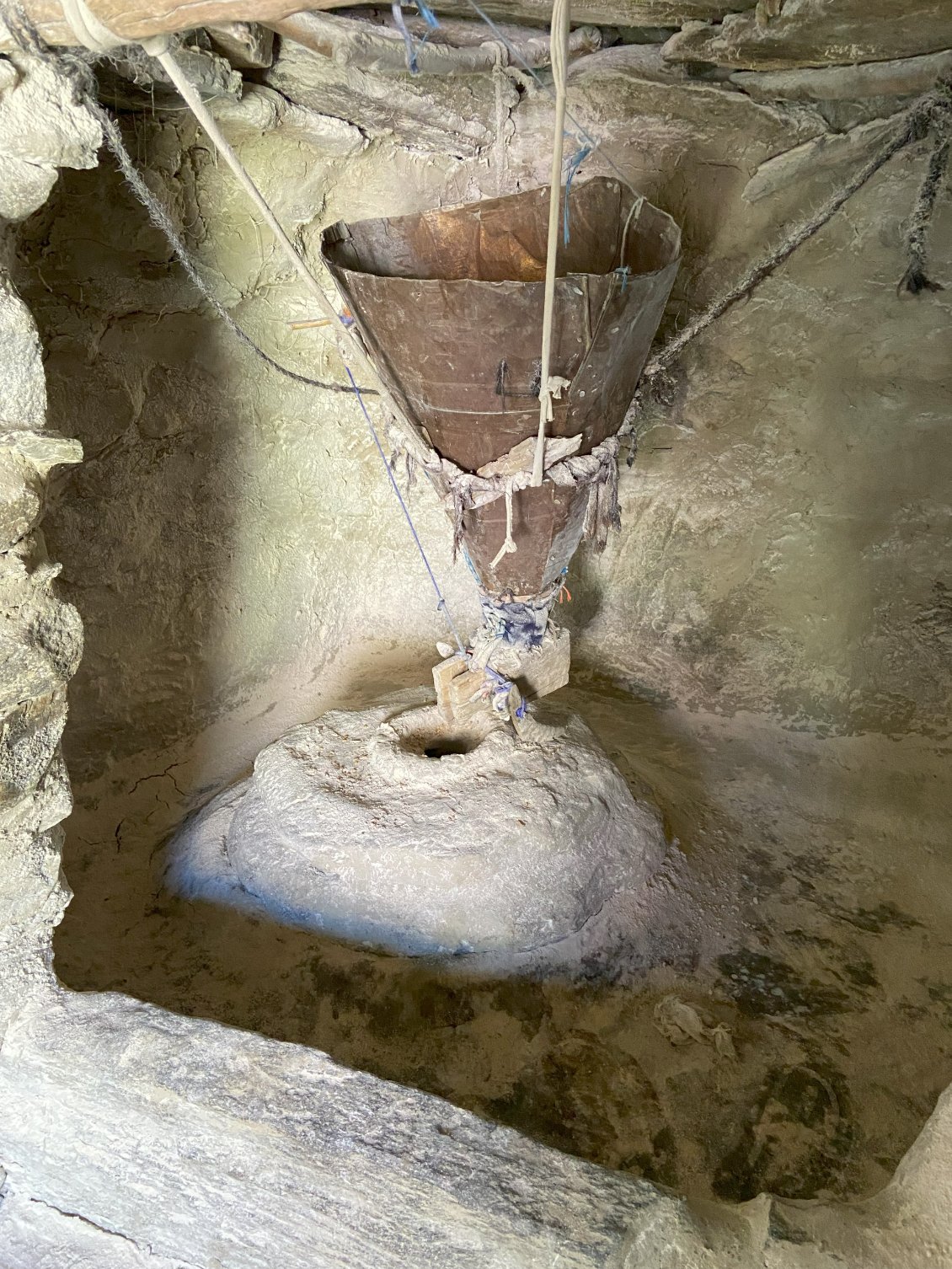 Le moulin à farine, actionné par l'eau du ruisseau