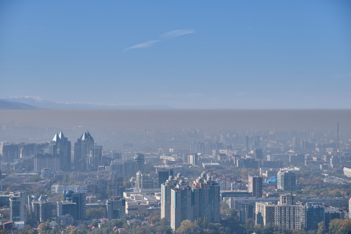 Kazakhstan-Almaty, entre plaine et montagne...et sous la pollution