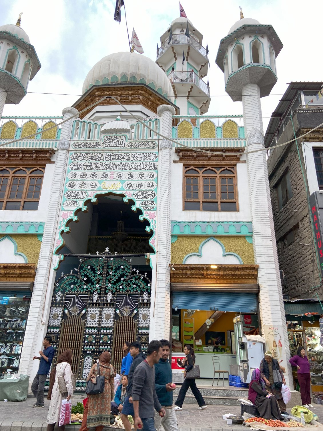 Une des mosquées de Leh, dans Main Bazar