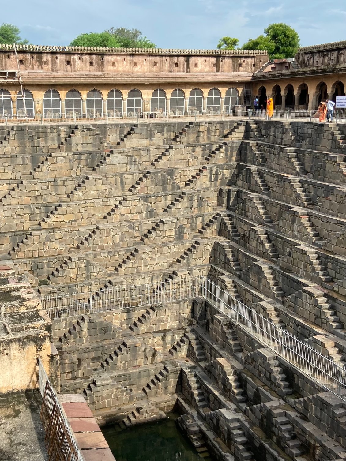 Chand Baori d’Abhaneri. On n'a pas vérifié, mais il y a parait-il 3500 marches.