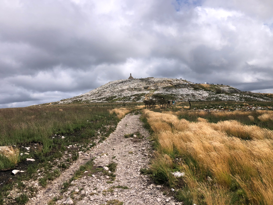 Mont Saint-Michel de Brasparts dans les monts d'Arrée. Photo : Constant Pelhate