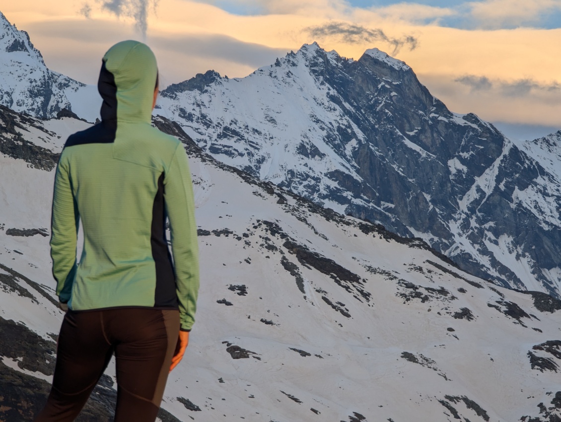 Au bivouac à 3000 m devant les 4000 du Valais suisse.