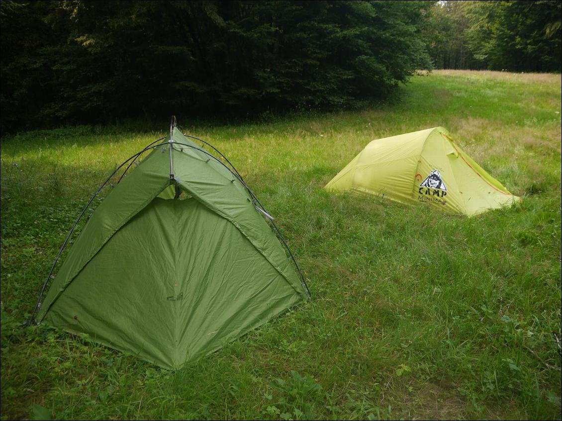 Tente Vaude Mark Travel 3p - montée avec la tente Camp Minima 3sl