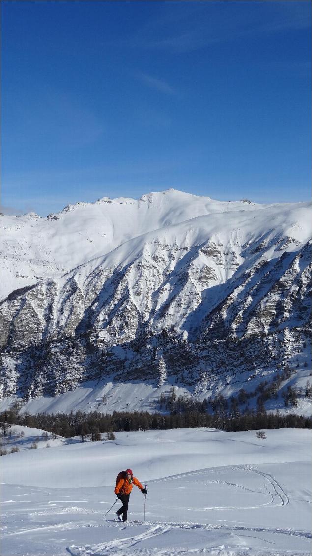 Ski de rando avec la veste Bitihorn