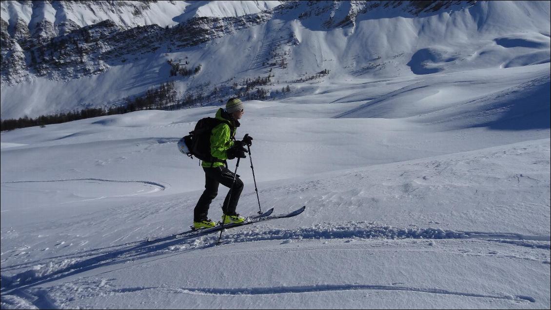 Ski de rando avec la veste Alpha FL