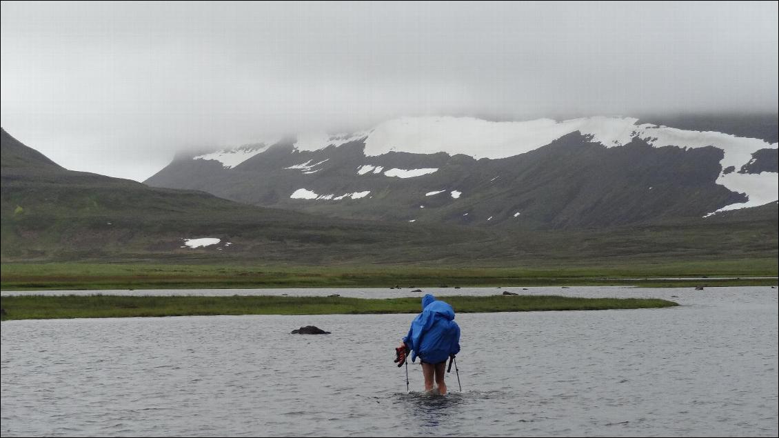 Islande : effort + pluie + vent + froid