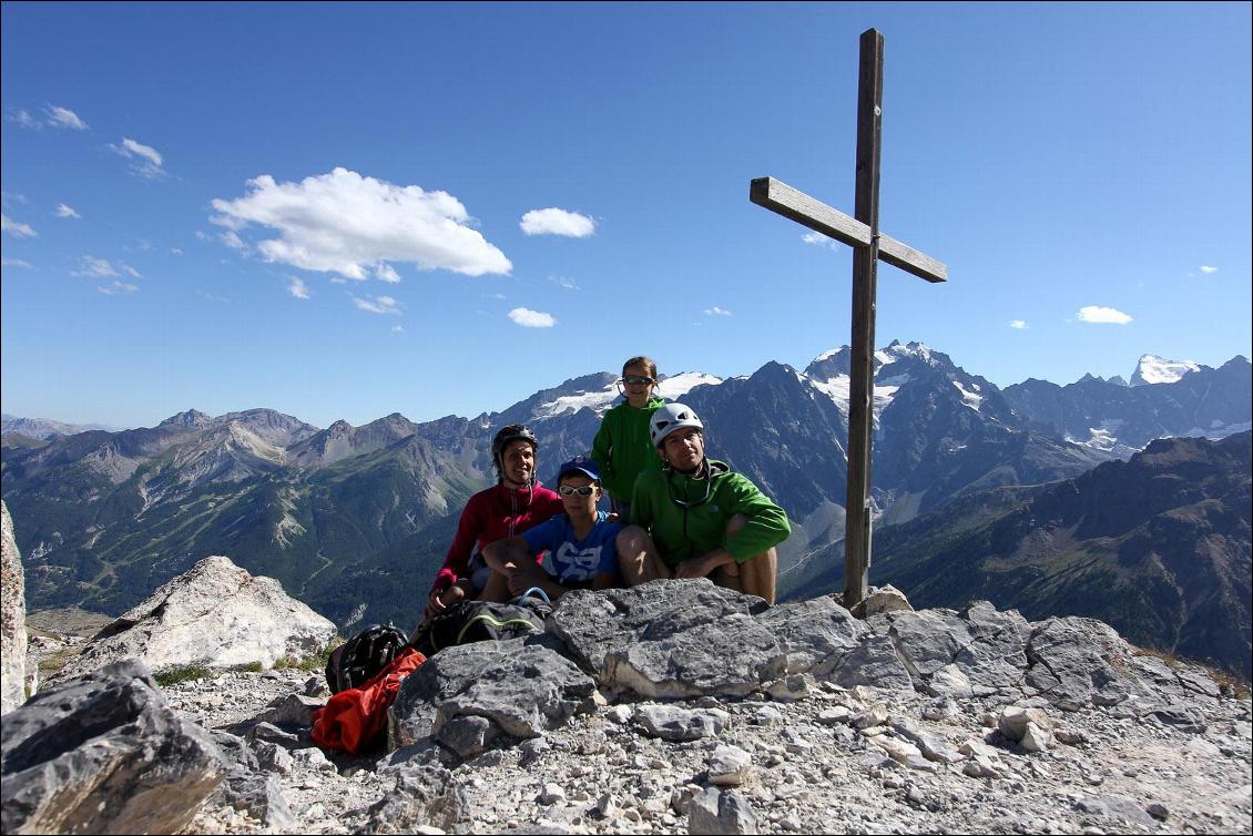 En famille à l'Aiguillette du Lauzet (Hautes Alpes)